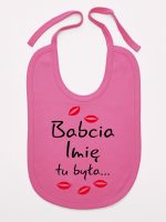 babcia tu była z całusami śliniak niemowlęcy kolor ciemny różowy 184