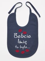 babcia tu była z całusami śliniak niemowlęcy kolor granatowy 184