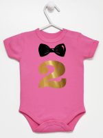 dwójka z muszką na drugie urodziny body z krótkim rękawem kolor ciemny rózowy 220