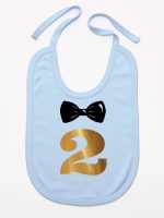 dwójka z muszką na drugie urodziny śliniak niemowlęcy kolor błękitny 220