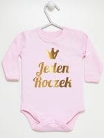 jeden roczek nadruk złoty body z długim rękawem kolor różowy 030 jeden roczek nadruk złoty body z długim rękawem kolor różowy 030