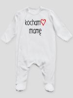 kocham mamę z sercem pajacyk śpioszek ze stópkami 099 kocham mamę z sercem pajacyk śpioszek ze stópkami 099