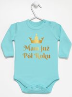 mam już pół roku nadruk złoty body z długim rękawem kolor miętowy 237 mam już pół roku nadruk złoty body z długim rękawem kolor miętowy 237