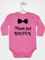 mam już roczek z muszką body z długim rękawem kolor ciemny różowy 157