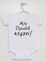 mój dziadek rządzi body z krótkim rękawem kolor biały 175 mój dziadek rządzi body z krótkim rękawem kolor biały 175