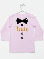 muszka z guzikami i imieniem dziecka koszulka z długim rękawem kolor różowy 223