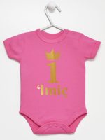 na pierwsze urodziny nadruk złoty z imieniem body z krótkim rękawem kolor ciemny rózowy 160