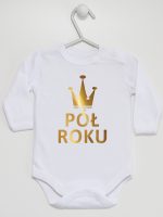 na pół roku nadruk złoty body z długim rękawem kolor biały 074