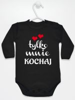 napis tylko mnie kochaj body z długim rękawem kolor czarny 204