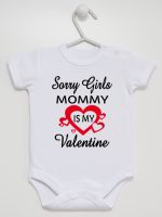 sorry girls mommy is my valentine body z krótkim rękawem kolor biały 187