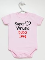 super wnusia babci z imieniem body z krótkim rękawem kolor różowy 095