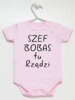 szef bobas tu rządzi body z krótkim rękawem kolor różowy 247 szef bobas tu rządzi body z krótkim rękawem kolor różowy 247