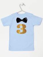 trójka z muszką na trzecie urodziny koszulka z krótkim rękawem kolor błękitny 221 trójka z muszką na trzecie urodziny koszulka z krótkim rękawem kolor błękitny 221
