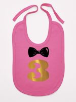 trójka z muszką na trzecie urodziny śliniak niemowlęcy kolor ciemny różowy 221