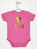 z imieniem dziecka i serduszkiem body z krótkim rękawem kolor ciemny rózowy 028