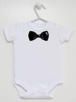 z muszką body z krótkim rękawem kolor biały 031