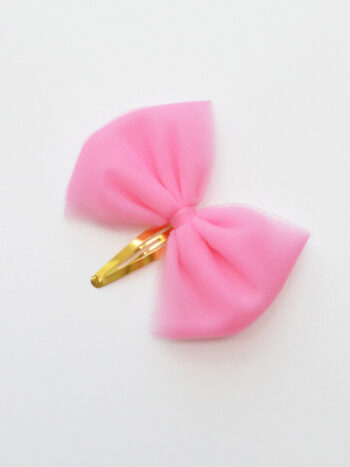 złota spinka do włosów z kokardką z tiulu w kolorze różowym osk001