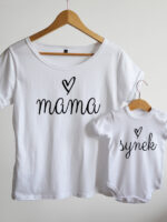 komplet w kolorze białym dla mamy i dziecka mama i synek z serduszkami 004 komplet w kolorze białym dla mamy i dziecka mama i synek z serduszkami 004